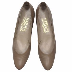 Salvatore Ferragamo Nude Pumps